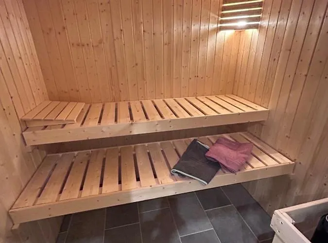 2-6 Pers Europa Neu Renoviert Mit Sauna Feriehus